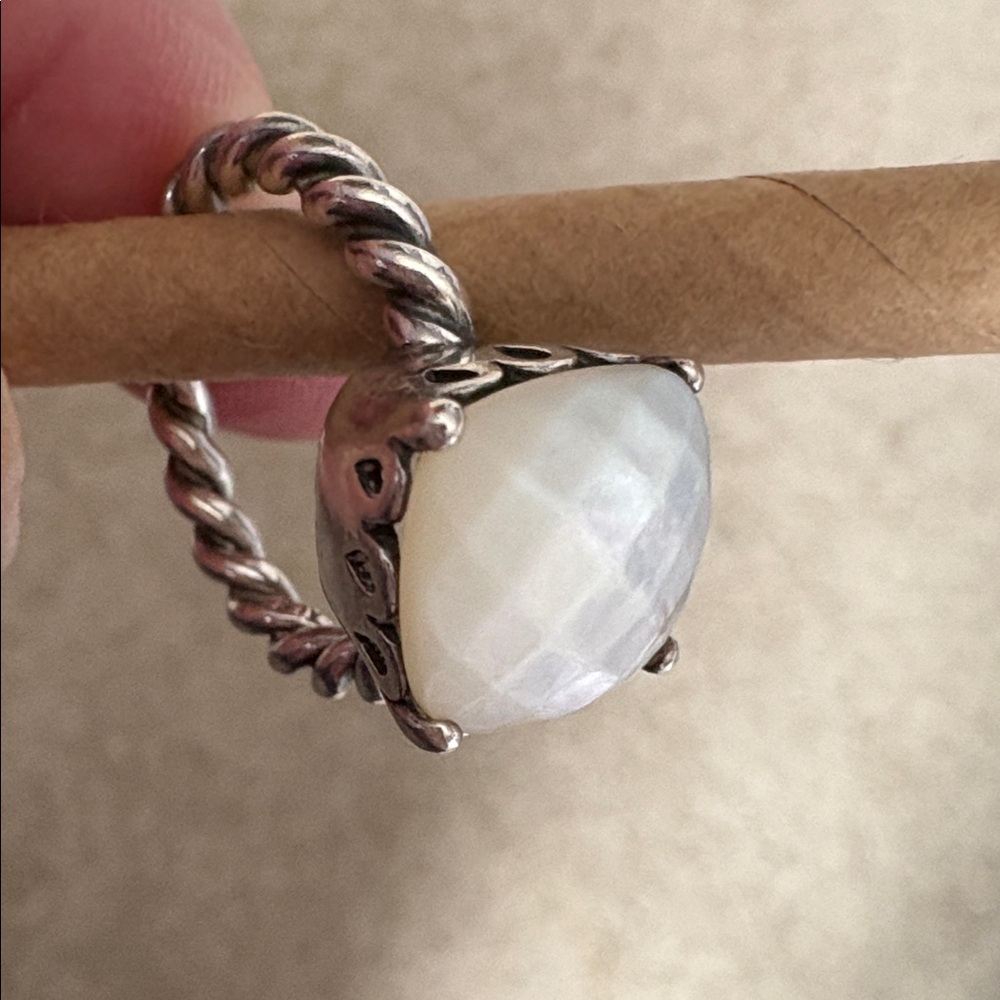 Vintage Pandora Mother-of Pearl Sterling Silver Ring  Sz 8